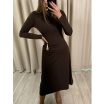 Sukienka ze złotymi aplikacjami, czekoladowa